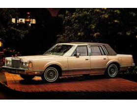 Lincoln Town Car I