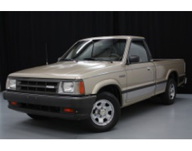 Mazda Bravo UF