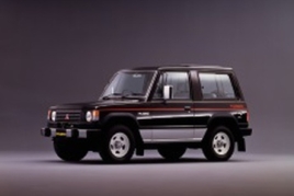 Mitsubishi Montero L040