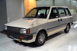 Nissan Prairie I (M10)