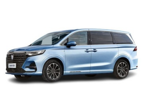 Roewe iMAX8