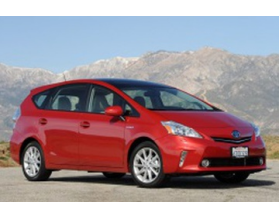 Toyota Prius v