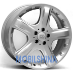 Mercedes (W737) Mosca