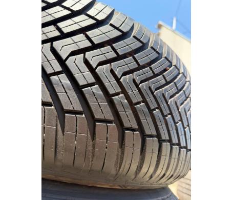 Continental AllSeasonContact 215/55 R16