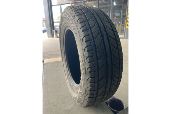 Premiorri Solazo 215/65 R16 --