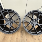 Japan racing SL01 R20 W8.5 PCD 5/114.3 DIA74.1 ET38 Japan racing SL01 R20 W8.5 PCD 5/114.3 DIA74.1 ET38