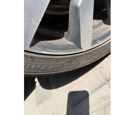 Kumho Majesty 9 Solus TA91 245/40 R18 97W