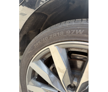 Kumho Majesty 9 Solus TA91 245/40 R18 97W