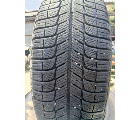 Michelin X-Ice Snow 215/60 R16 99H