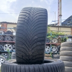 Bridgestone Blizzak 6 235/45 R18 98V Bridgestone Blizzak 6 235/45 R18 98V