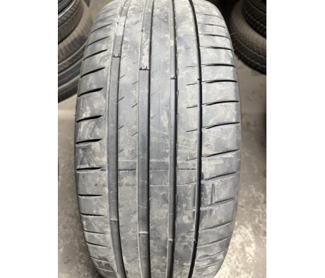 Michelin Pilot Sport 4 275/40 R20 102Y RunFlat