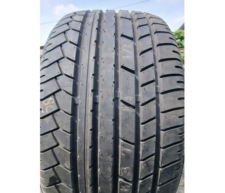 Yokohama AVS Sport V102 285/40 R18 101Y