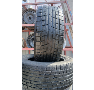 Yokohama IceGUARD iG60A 235/55 R17 99T