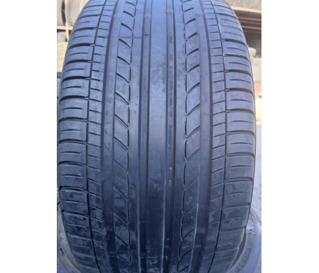Yokohama AVS dB V550 245/40 R18 97Y
