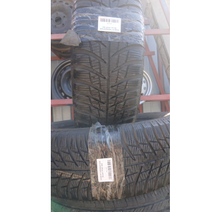 Bridgestone Blizzak LM001 215/65 R17 99H