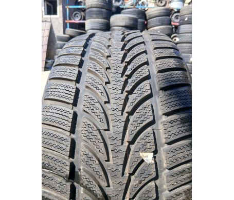 Nokian WR 255/40 R17 98V
