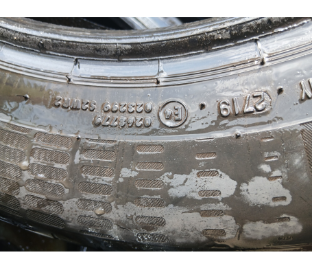 Continental ContiEcoContact 5 215/60 R17 96H