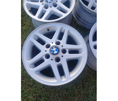 R15 W5 PCD 5/120 DIA65 ET42