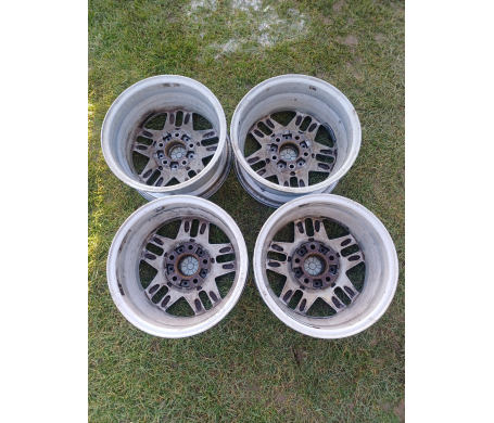 R15 W5 PCD 5/120 DIA65 ET42