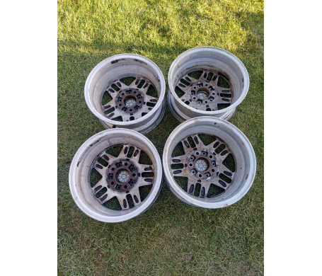 R15 W5 PCD 5/120 DIA65 ET42