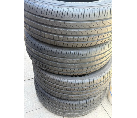 Dunlop Econodrive 235/65 R17