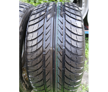 Fulda Carat Exelero 235/40 R17 90Y