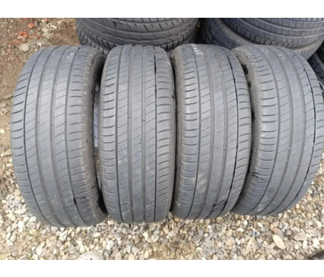 Michelin Agilis 215/60 R17