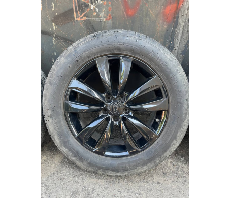 Kia oem R18 W7.5 PCD 5/114.3 DIA67.1 ET46