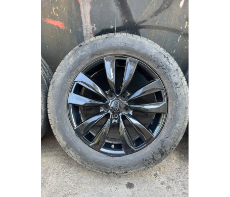 Kia oem R18 W7.5 PCD 5/114.3 DIA67.1 ET46