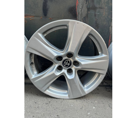 Toyota oem R18 W8 PCD 5/114.3 DIA60.1 ET35