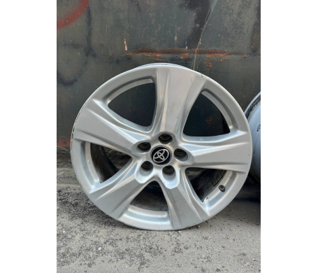 Toyota oem R18 W8 PCD 5/114.3 DIA60.1 ET35