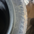 Goodyear Cargo UltraGrip 215/60 R17 96H