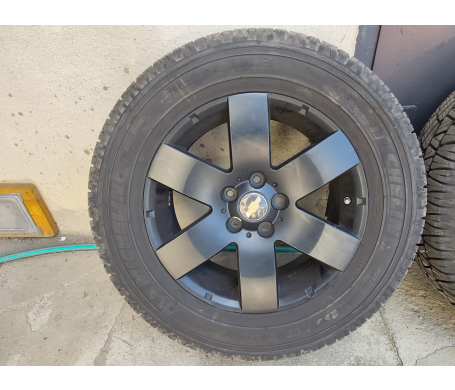 Michelin Latitude Cross 235/65 R17