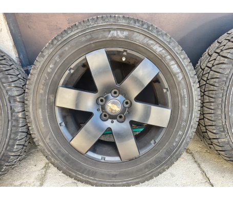 Michelin Latitude Cross 235/65 R17