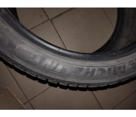 Michelin Latitude Alpin 295/35 R21