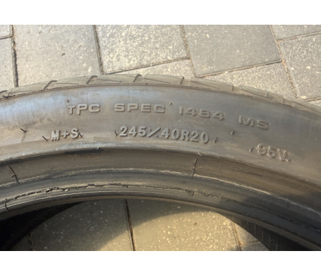 Goodyear Eagle F1 Asymmetric All-Season 245/40 R20 95V RunFlat