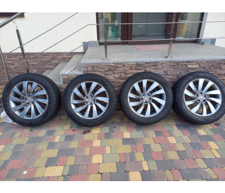 Yokohama ADVAN dB V552 7.5/55 R18 100