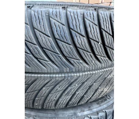 Michelin Pilot Alpin 5 235/40 R19
