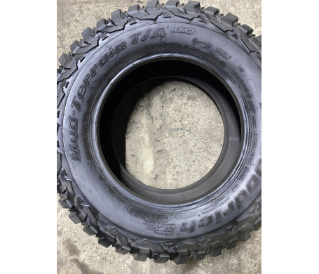 Bfgoodrich Mud Terrain T/A KM3 265/70 R17 121/118Q