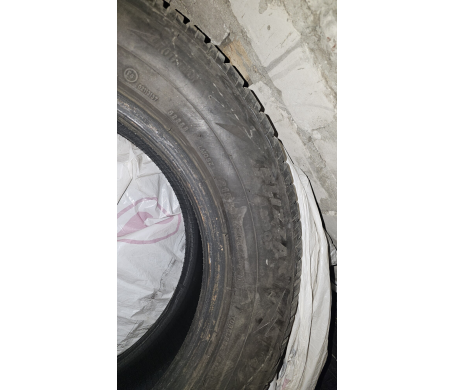 Bridgestone Blizzak LM005 215/65 R16 102H