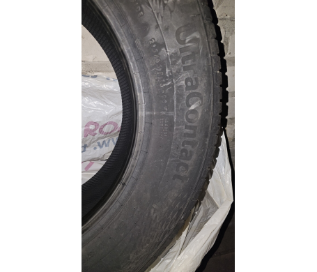 Continental UltraContact 215/65 R16 98H