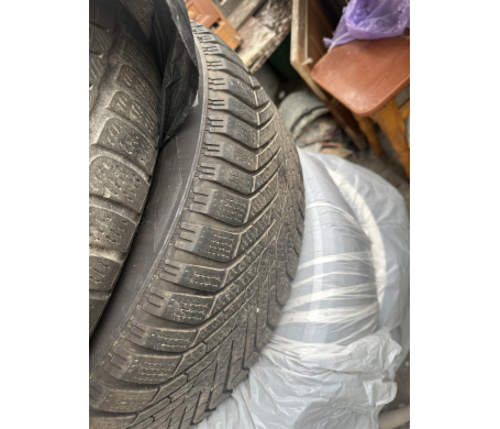 Pirelli Winter Sottozero 3 215/55 R17