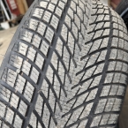 Goodyear UltraGrip Performance 3 245/50 R19