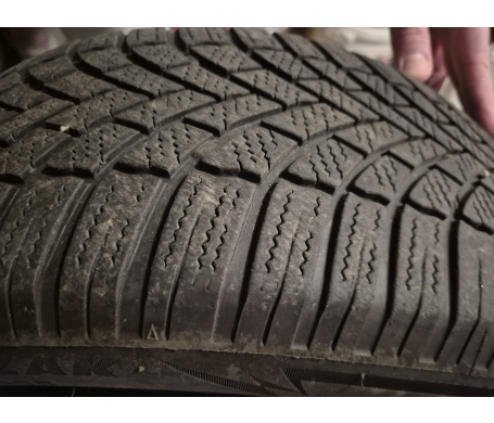 Bridgestone Blizzak DM-V2 205/55 R16 94H