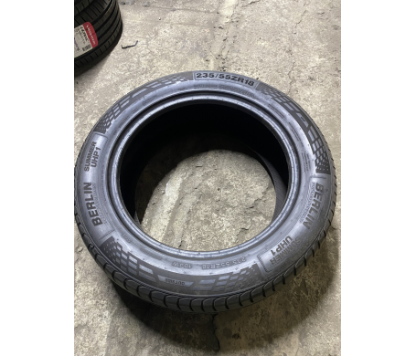 Berlin Summer UHP1 235/55 R18 104W