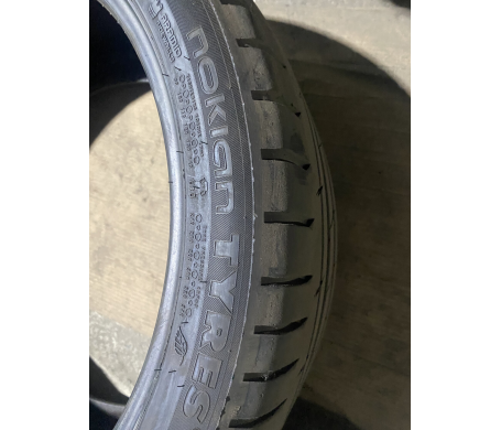 Nokian Hakka Black 2 295/35 R21 107Y