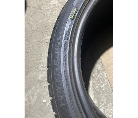 Nokian Hakka Black 2 295/35 R21 107Y