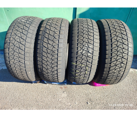 Bridgestone Blizzak DM-V2 275/55 R20