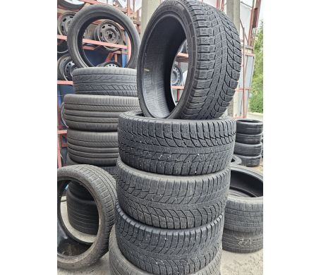 Triangle PL01 235/40 R18 95R