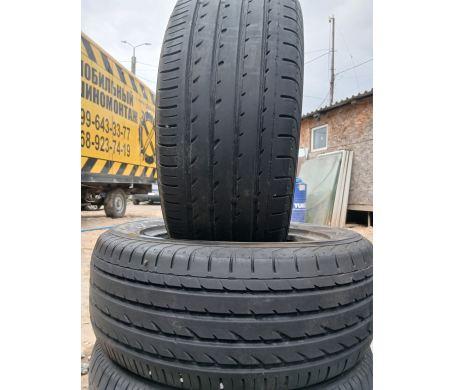 Yokohama Advan Sport V103 235/55 R17 99Y